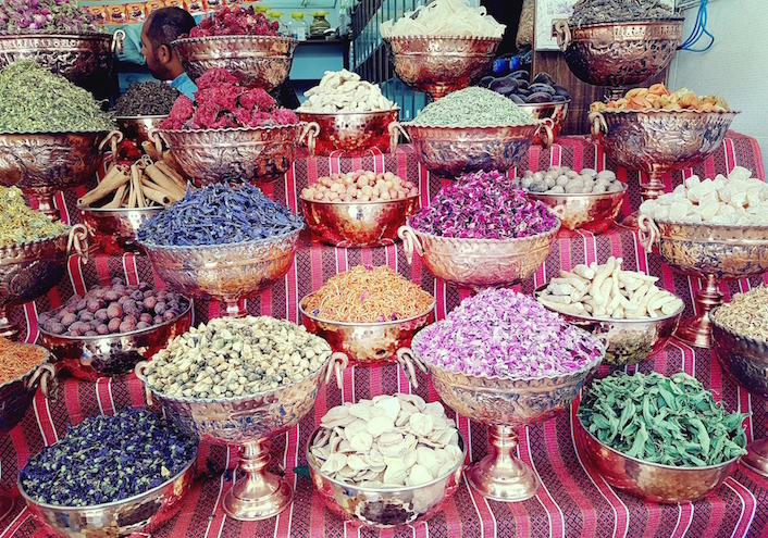 Gewürze am Bazar in Shiraz