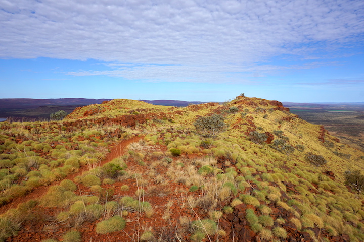 Blick vom Gipfel des Mount Bruce im Karijini Nationalpark