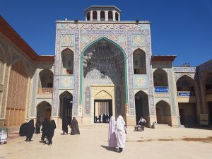 Eingangstor zum Shrine in Shiraz